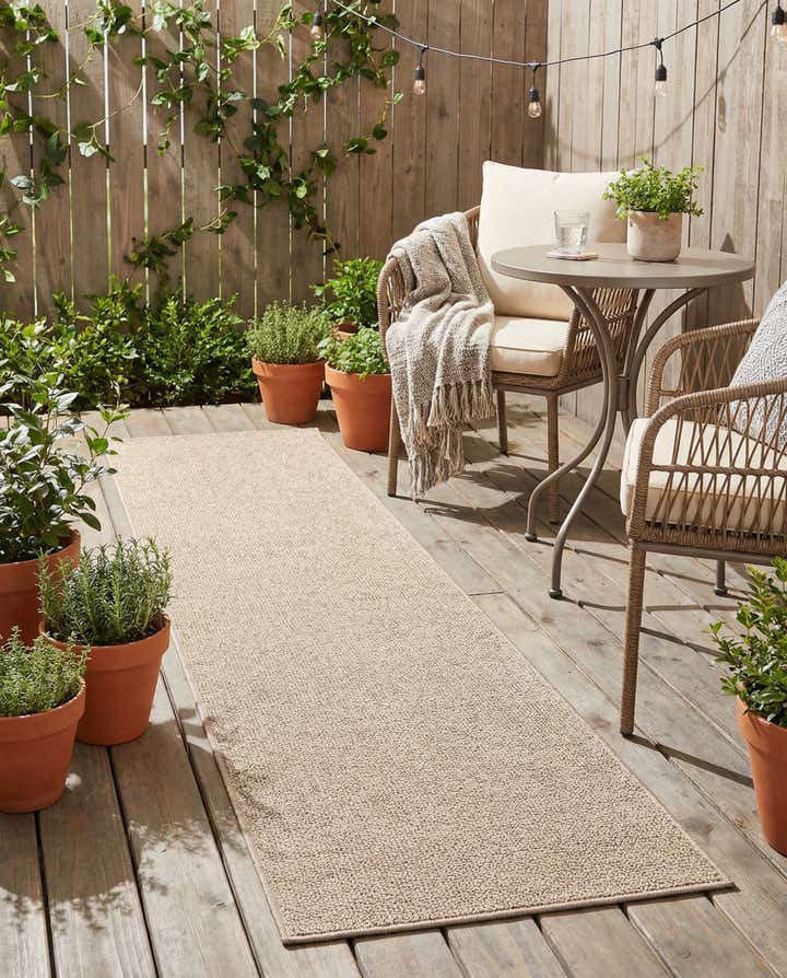 2' x 8' Easy-Clean Solid Indoor / Outdoor Runner Rug