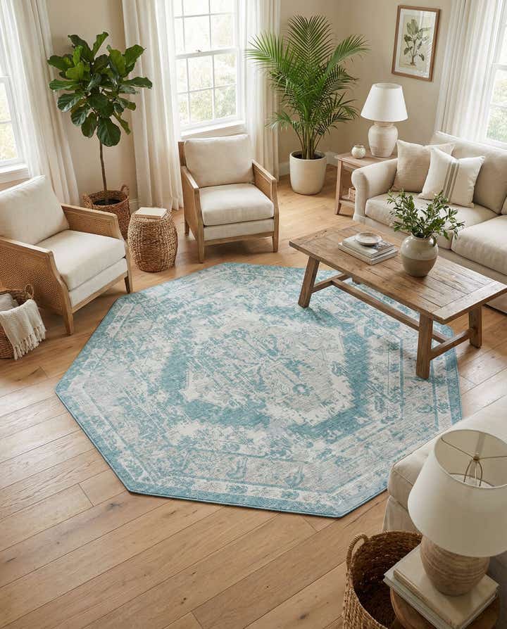 7' 10 x 7' 10 Easy-Clean Traditional Indoor / Outdoor Octagon Rug