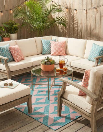 7' x 10' Easy-Clean Jill Zarin Napa Indoor / Outdoor Rug