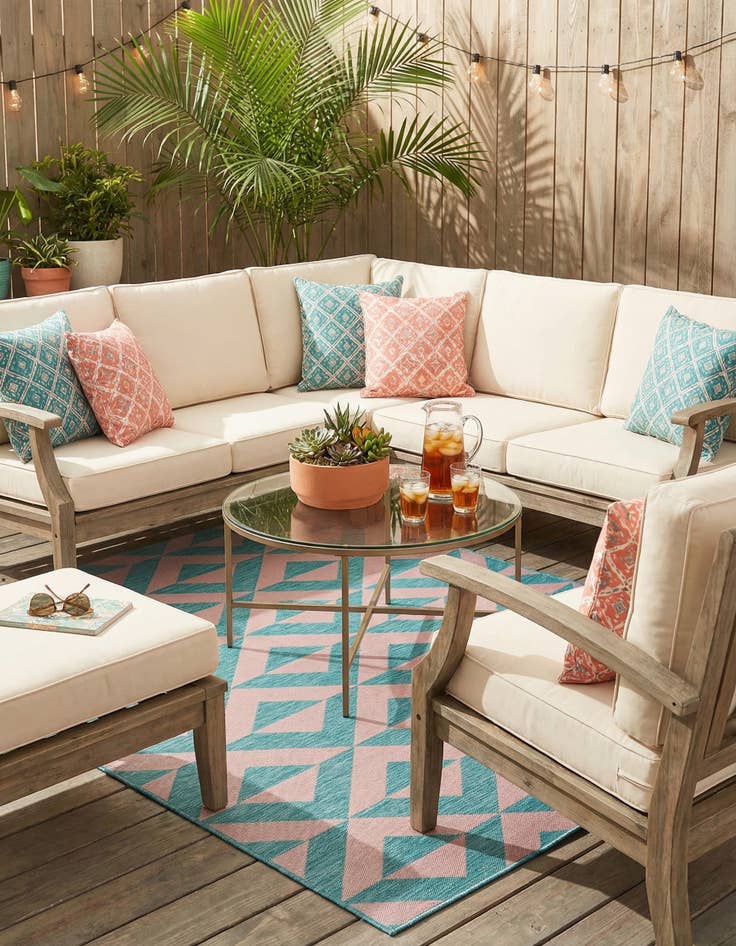 Detail image of 7' x 10'  Washable Jill Zarin Napa Indoor / Outdoor Rug