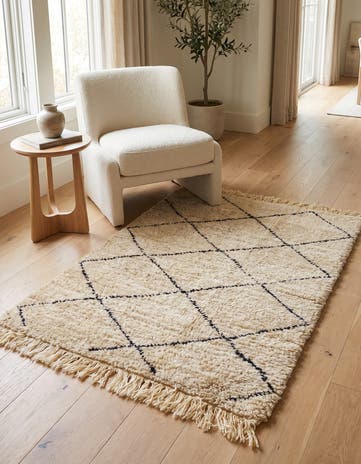 3' 10 x 5' Hand Knotted Moroccan Wool Rug