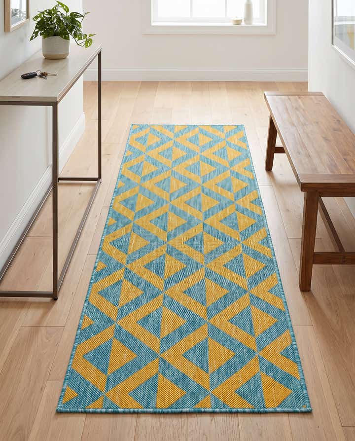 2' x 6' Easy-Clean Jill Zarin Napa Indoor / Outdoor Runner Rug