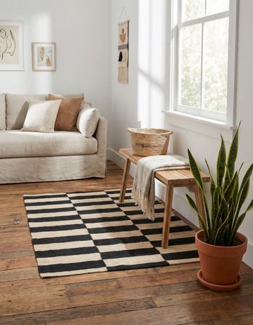 2' 8 x 3' 10 Hand Woven Kilim Modern Wool Rug