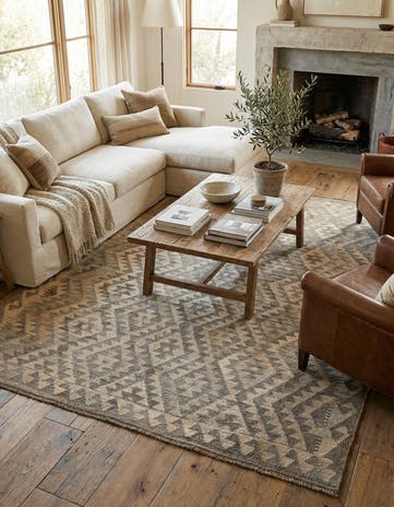 5' 3 x 6' 7 Hand Woven Kilim Maymana Wool Rug