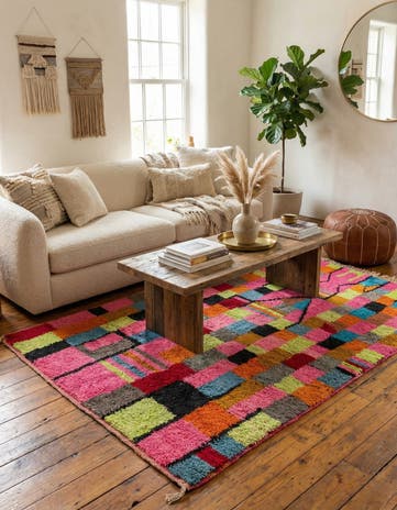 4' 10 x 8' 9 Hand Knotted Moroccan Wool Rug