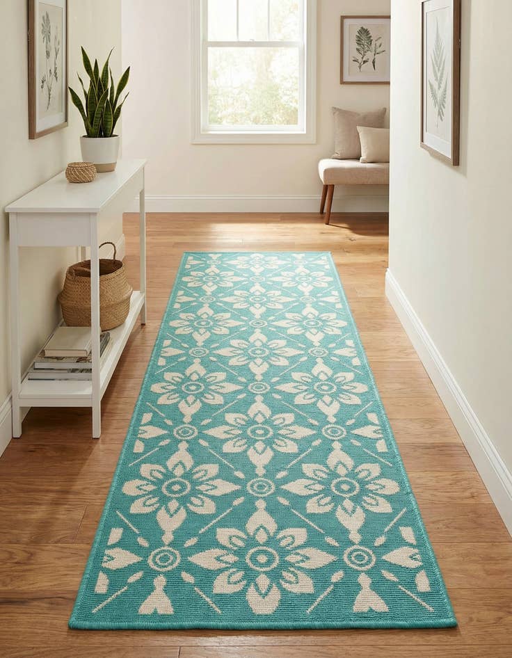 Detail image of 2' x 6'  Washable Trellis Indoor / Outdoor Runner Rug