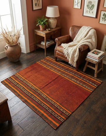 3' 9 x 3' 10 Hand Woven Kilim Fars Wool Square Rug