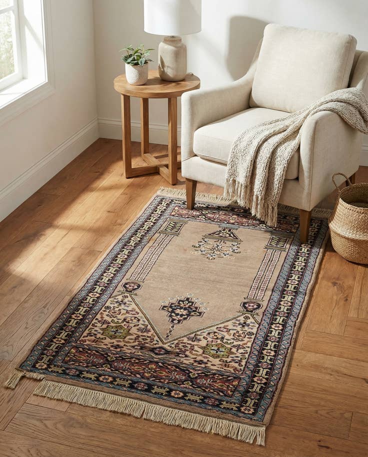 Detail image of 2' 8 x 4' 5 Hand Knotted Lahour Oriental Wool Rug