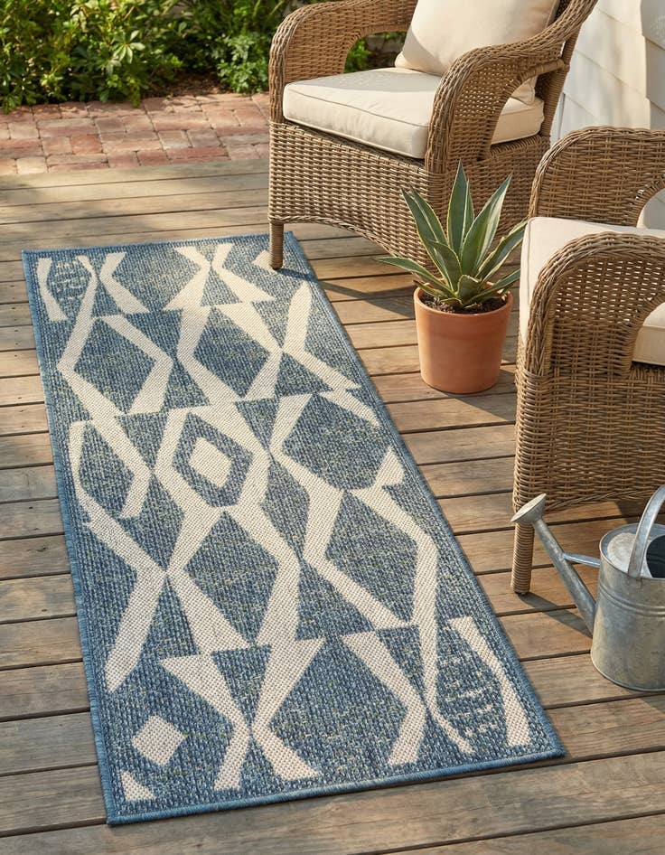 Detail image of 2' x 5' 1  Washable Baja Indoor / Outdoor Runner Rug