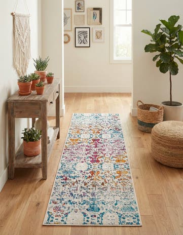 Ivory Amulet Runner Rug