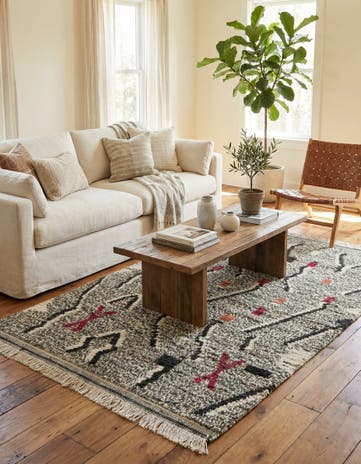 4' x 6' 9 Hand Knotted Moroccan Wool Rug