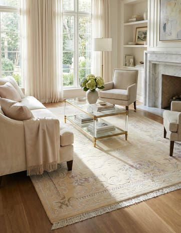 6' 2 x 8' Hand Knotted Darya Wool Rug