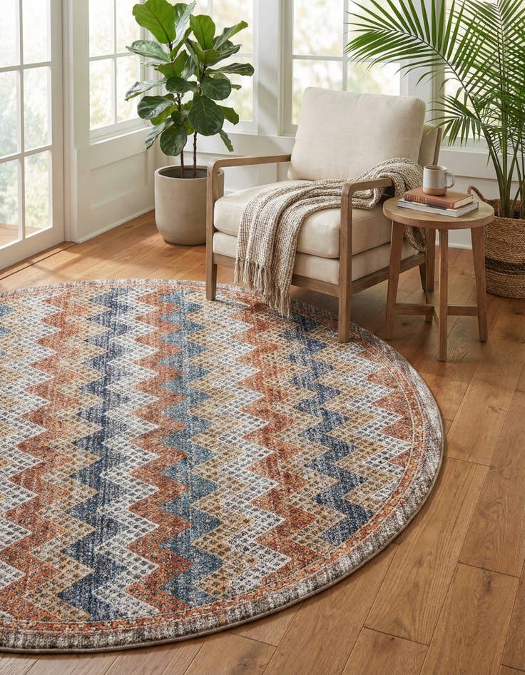 Detail image of 10' x 10' Aramis Round Rug