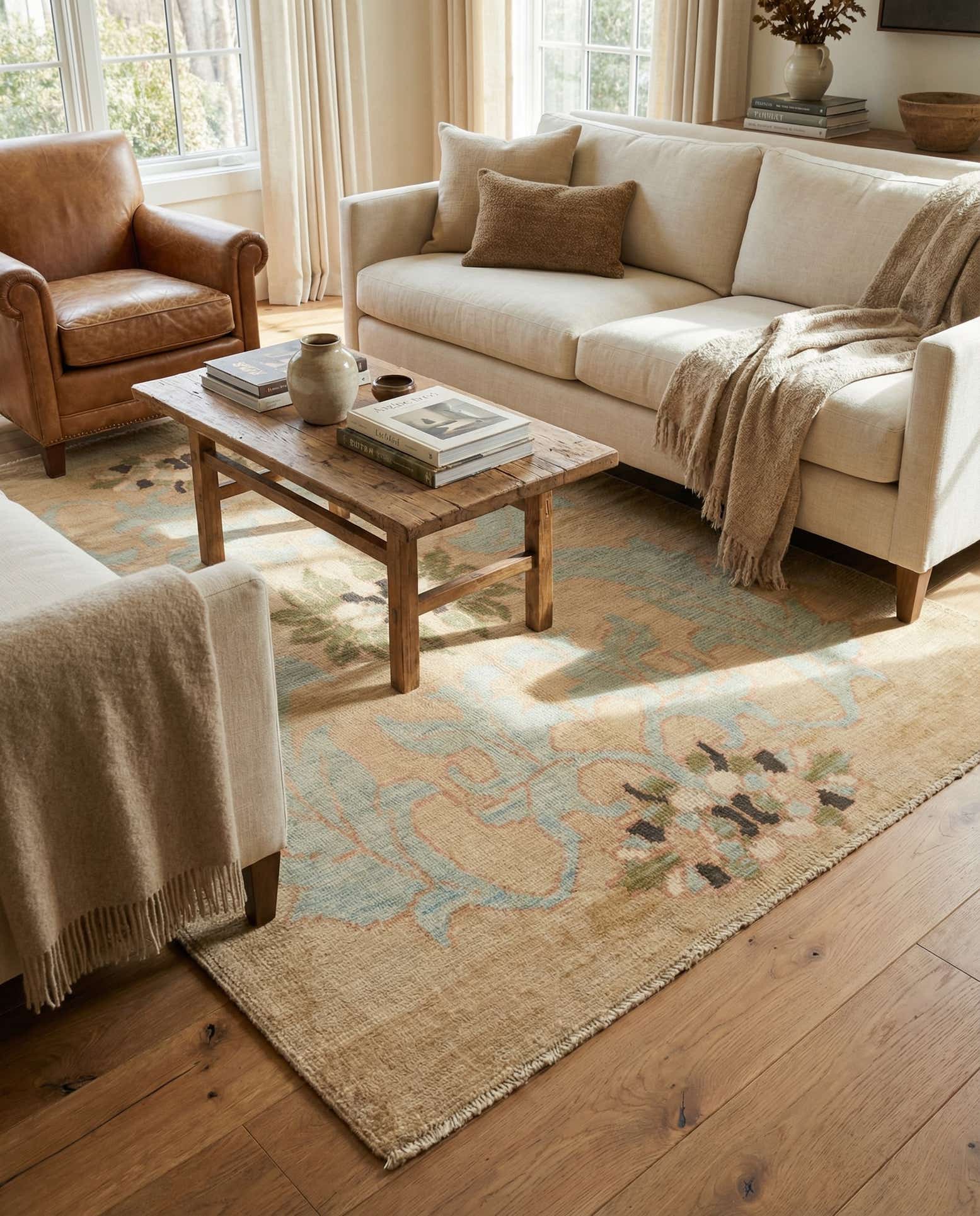 4' 3 x 6' 5 Hand Knotted Oushak Wool Rug