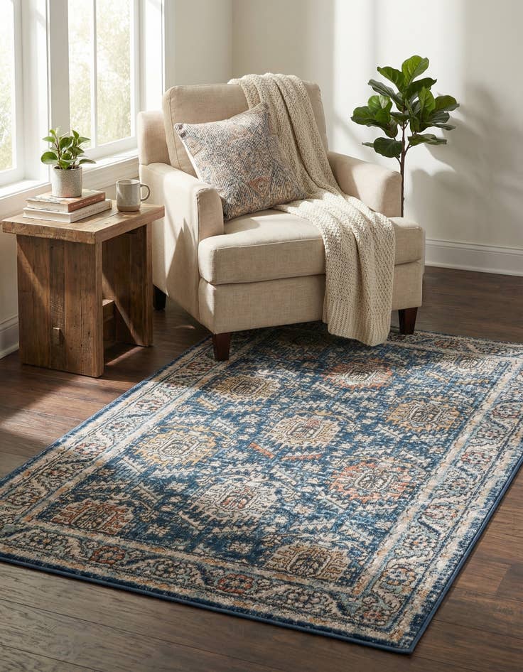 Detail image of 3' 3 x 5' 3 Nyla Rug