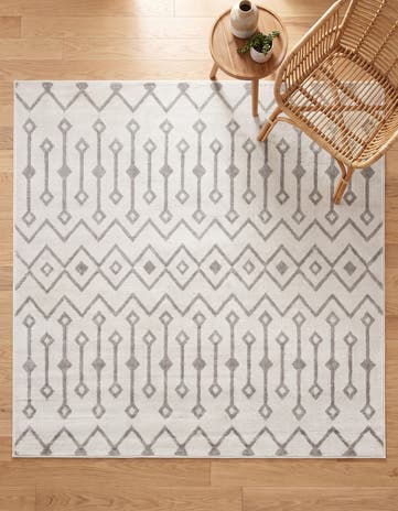 Pearl Bohemian Trellis Square Rug