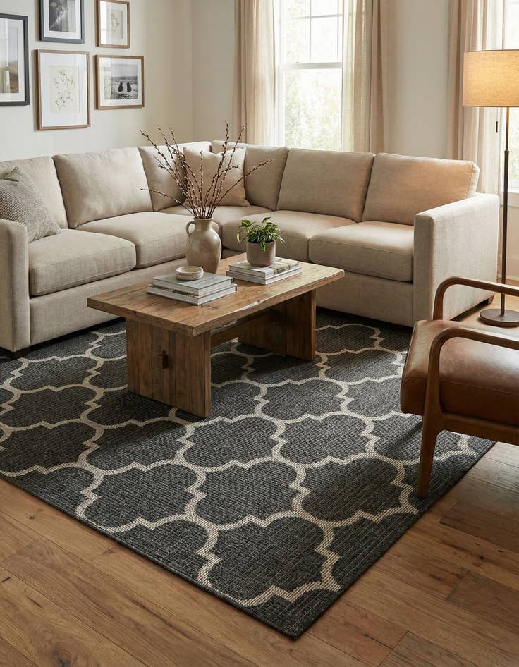 Detail image of 5' 3 x 7'  Washable Trellis Indoor / Outdoor Rug