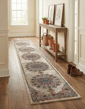2' 7 x 13' Isabella Runner Rug