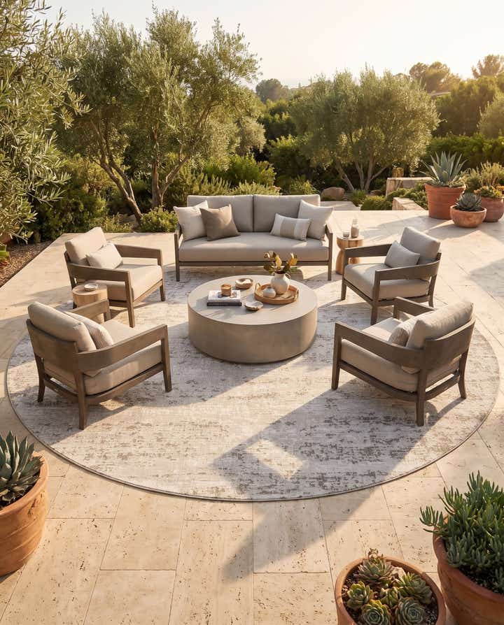 13' x 13' Easy-Clean Modern Indoor / Outdoor Round Rug
