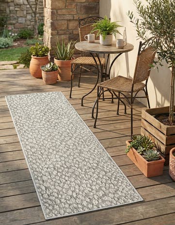 Light Gray Easy-Clean Safari Indoor / Outdoor Runner Rug
