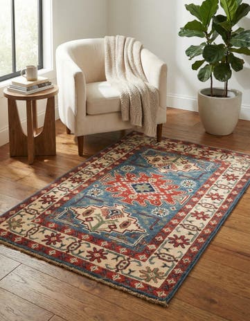 2' 8 x 4' 2 Hand Knotted Kazak Rug
