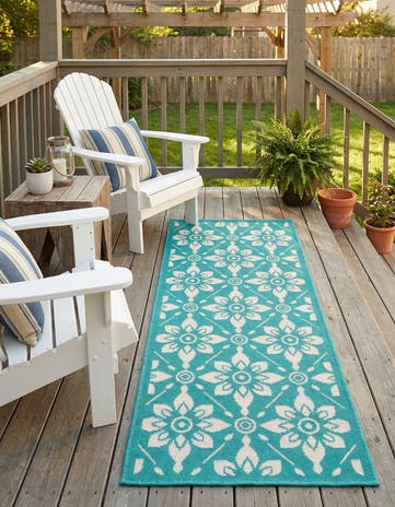 2' x 5' Easy-Clean Lattice Indoor / Outdoor Runner Rug