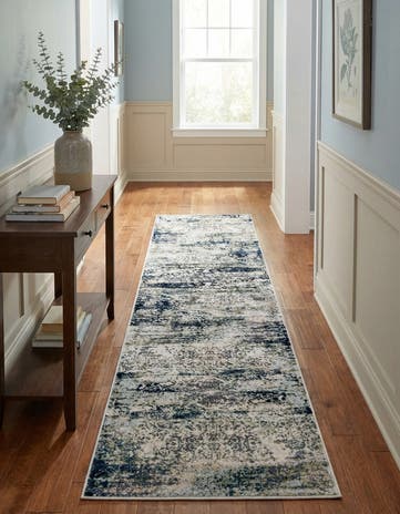 2' 7 x 12' Gossamer Runner Rug