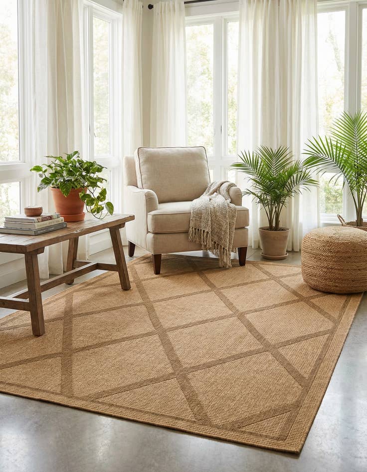 Detail image of 6' x 9'  Washable Trellis Indoor / Outdoor Rug
