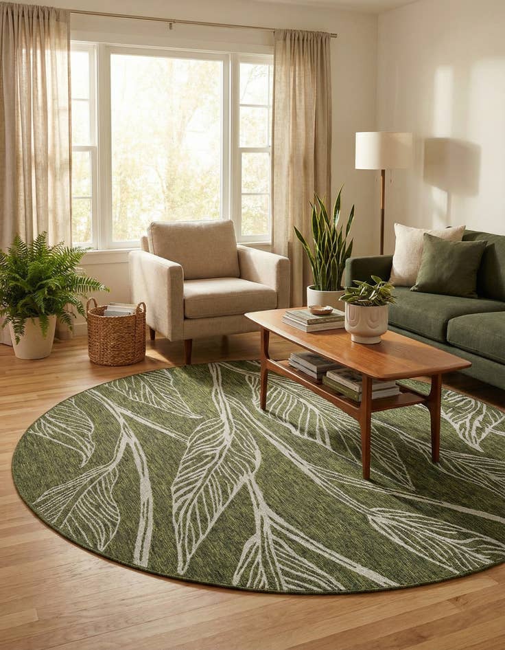 Detail image of  7' 10 x 7' 10  Washable Botanical Indoor / Outdoor Round Rug