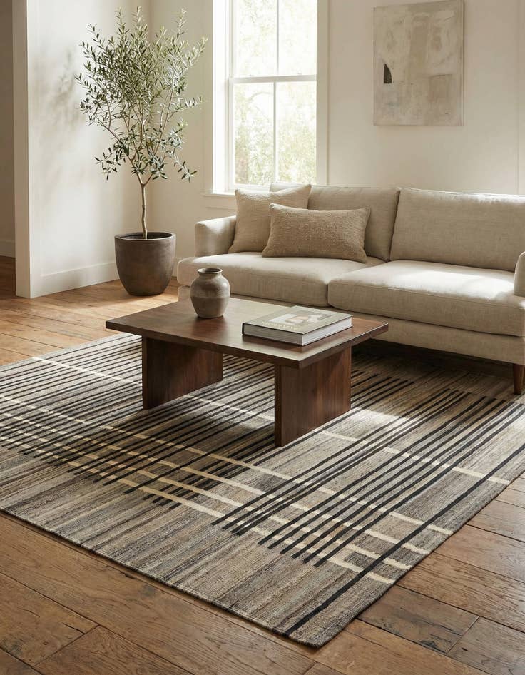 Detail image of 5' 8 x 8'  Hand Woven Kilim Modern Wool Rug