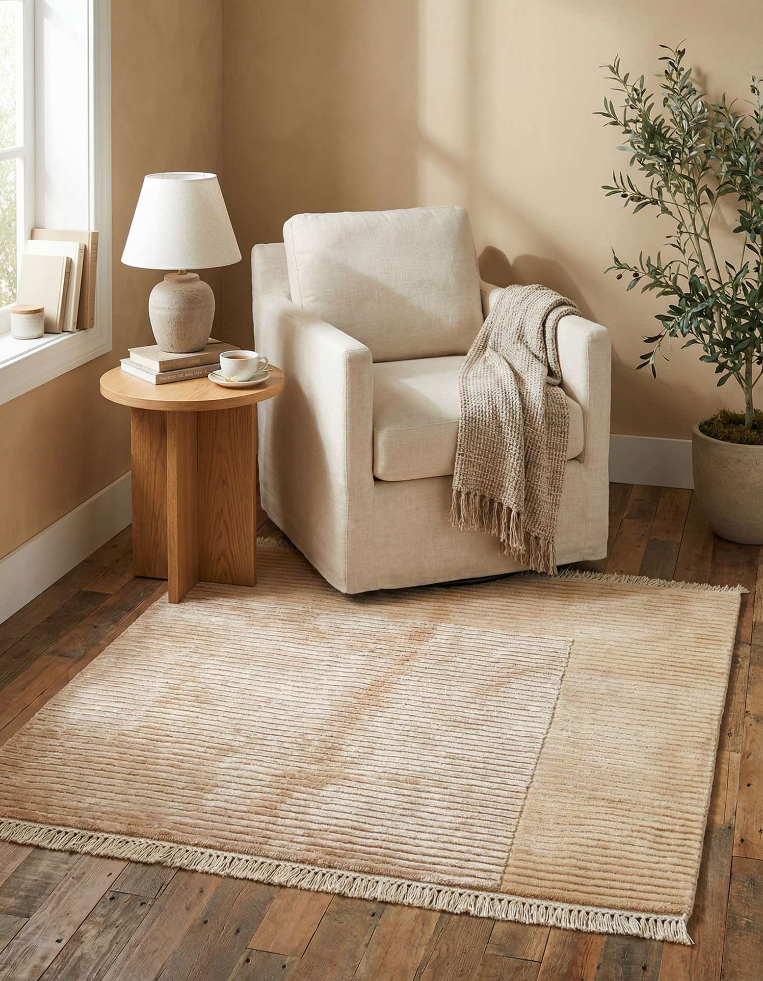 2' 7 x 2' 7 Hand Knotted Darya Wool Square Rug