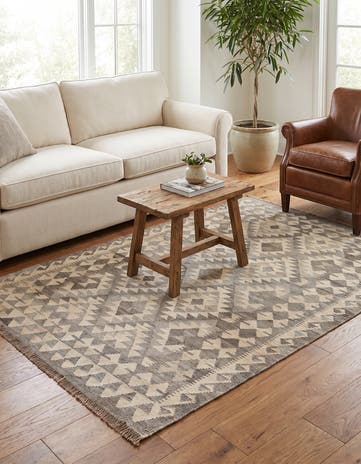 4' 2 x 6' Hand Woven Kilim Maymana Wool Rug