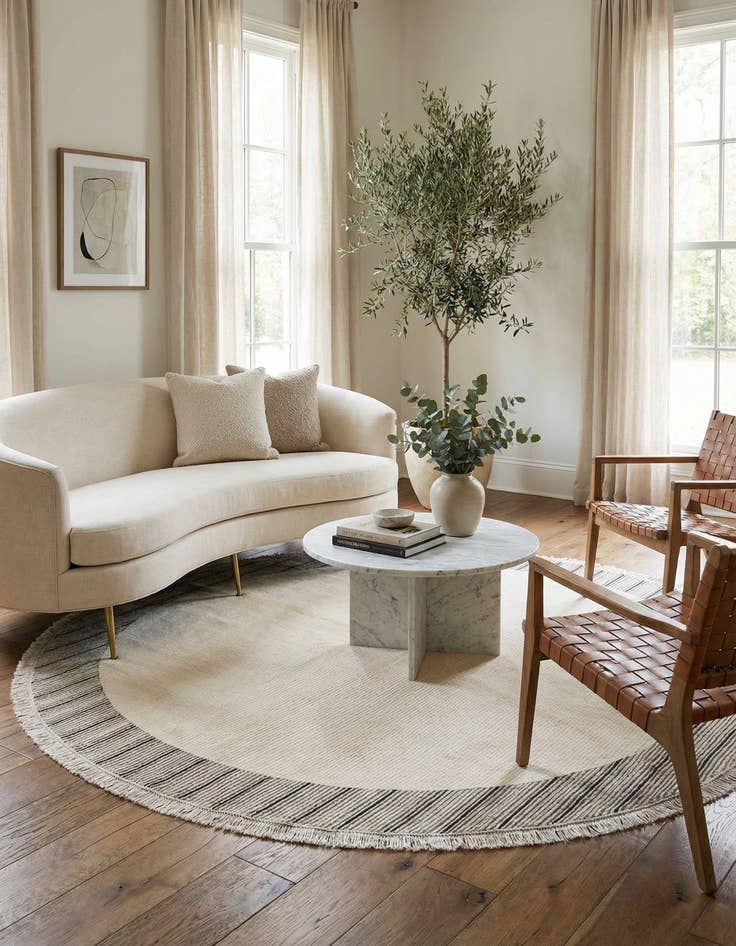 Detail image of 6' 6 x 6' 6  Hand Knotted Darya Wool Round Rug