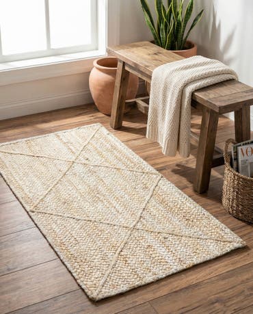  2' x 3' 1  Hand Braided Jute Rug