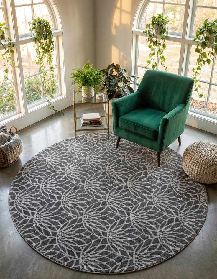 Detail image of 7' 10 x 7' 10  Marilyn Monroe™ Glam Dahlia Round Rug