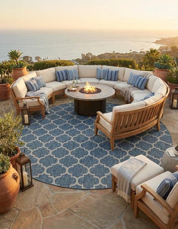 12' x 12' Easy-Clean Lattice Indoor / Outdoor Round Rug