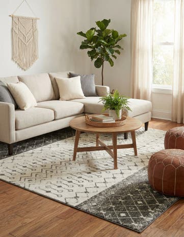 7' 10 x 10' Moroccan Trellis Rug