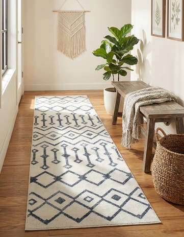 2' x 8' Bohemian Trellis Runner Rug