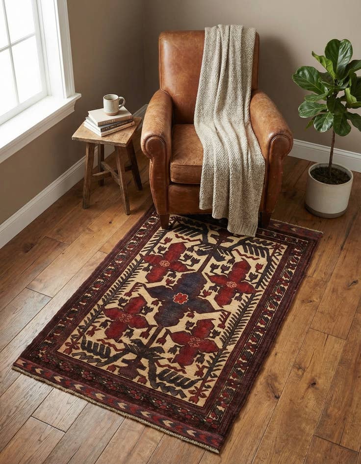 Detail image of 3' x 4' 5  Hand Knotted Sumak Wool Rug