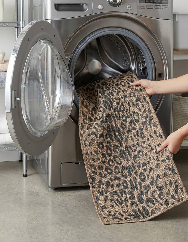 Detail image of 2' x 6'  Washable Safari Indoor / Outdoor Runner Rug