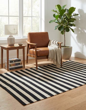 3' 4 x 4' 10 Hand Woven Kilim Modern Wool Rug