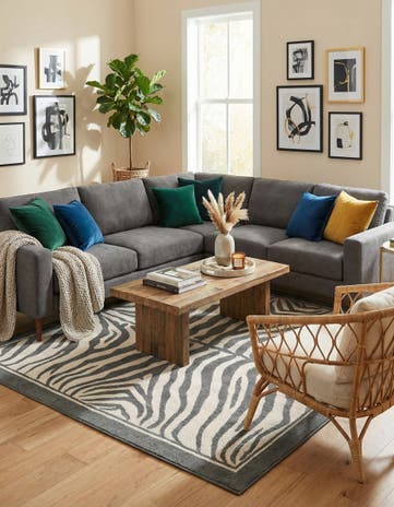 7' 10 x 7' 10 Savannah Square Rug