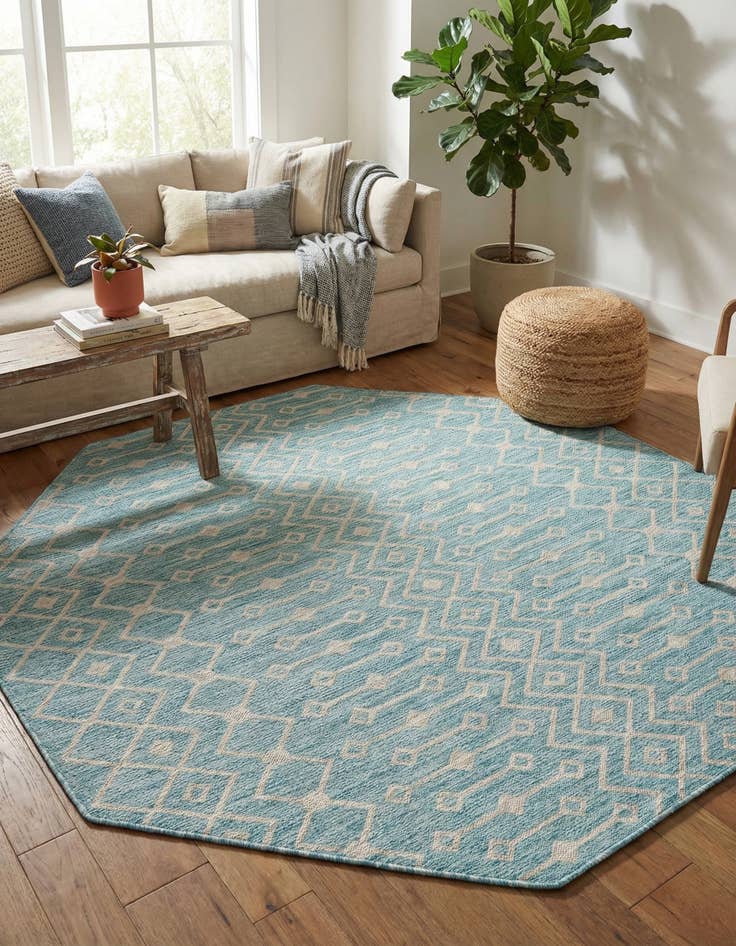 Detail image of 7' 10 x 7' 10  Washable Trellis Indoor / Outdoor Octagon Rug