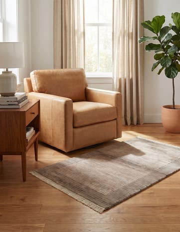 2' 7 x 5' Hand Knotted Darya Wool Rug