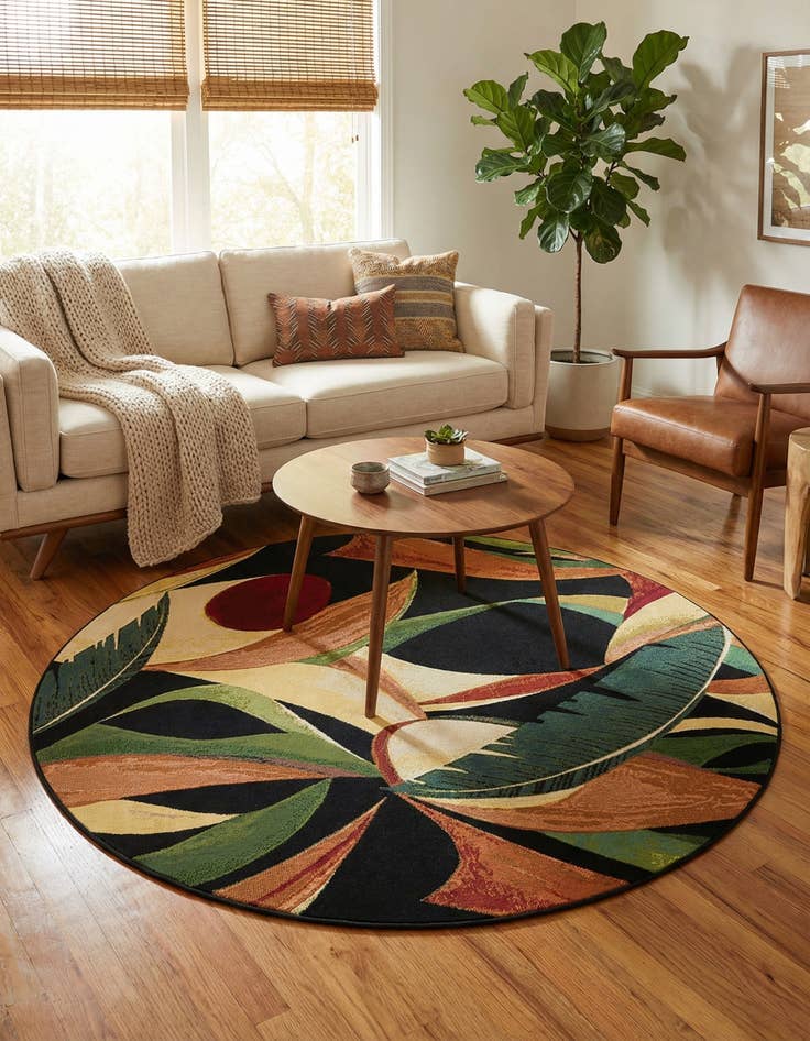 Detail image of  6' x 6'  Washable Botanical Indoor / Outdoor Round Rug