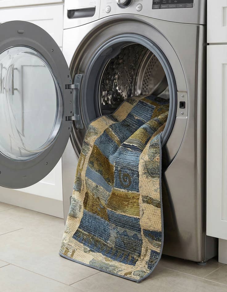 Detail image of 2' x 6'  Washable Modern Indoor / Outdoor Runner Rug