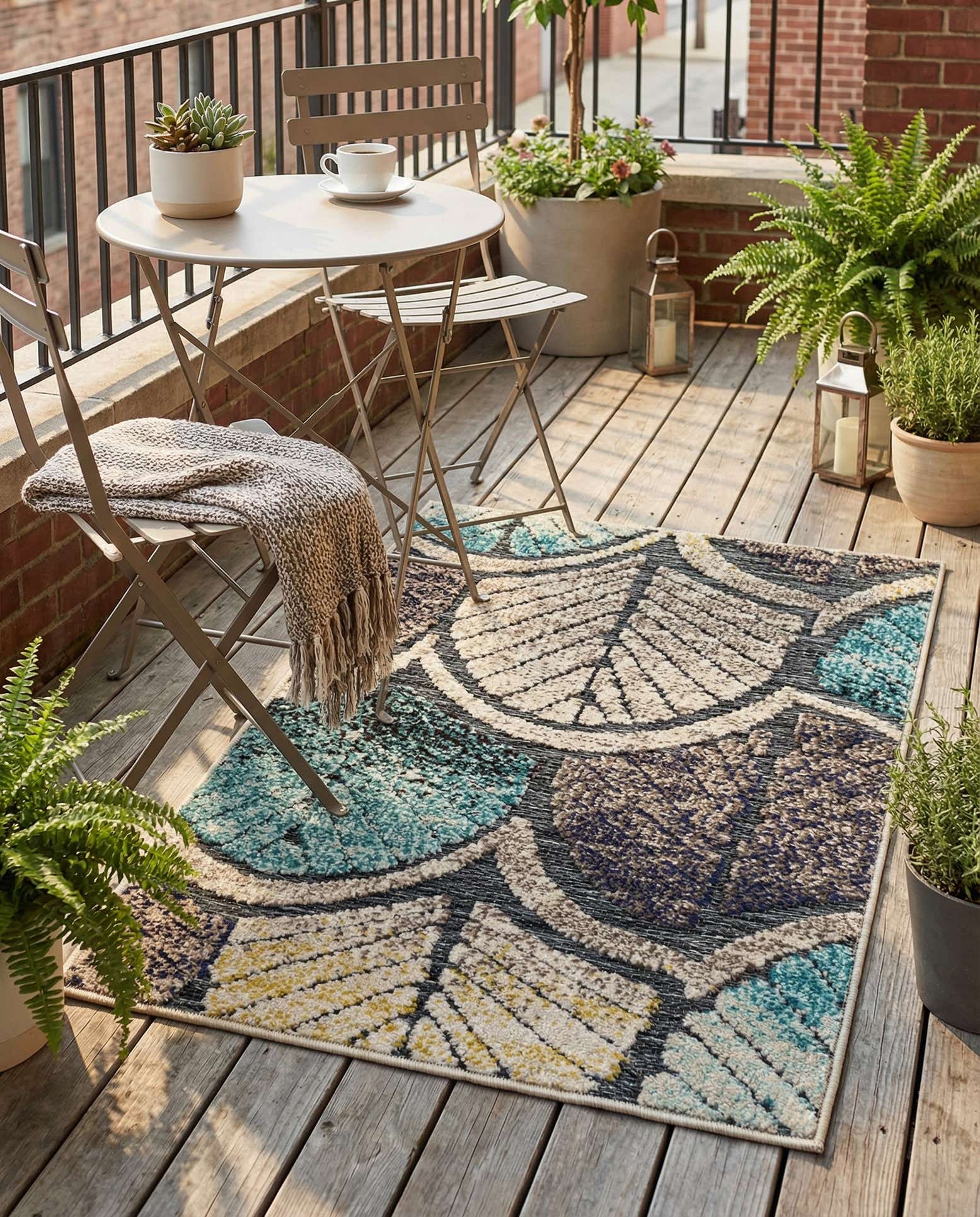 2' x 3' Easy-Clean Casablanca Indoor / Outdoor Rug