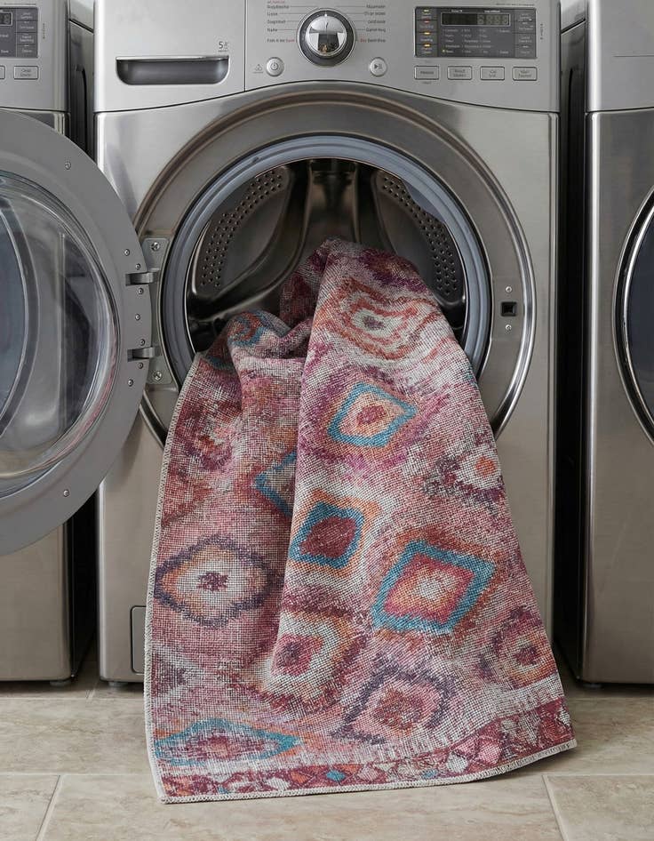 Detail image of 4' x 6'  Washable Sisu Rug