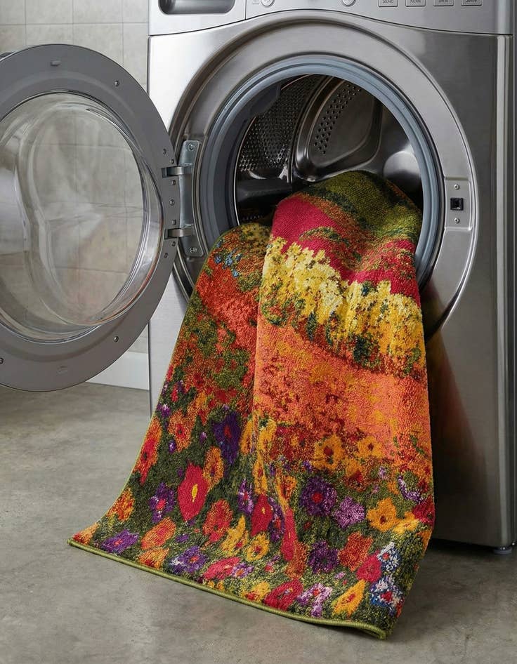 Detail image of 5' x 8'  Washable Casablanca Rug