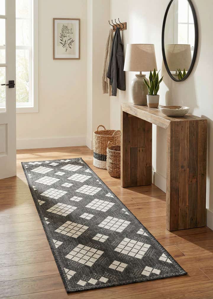 2' x 8' Easy-Clean Modern Indoor / Outdoor Runner Rug